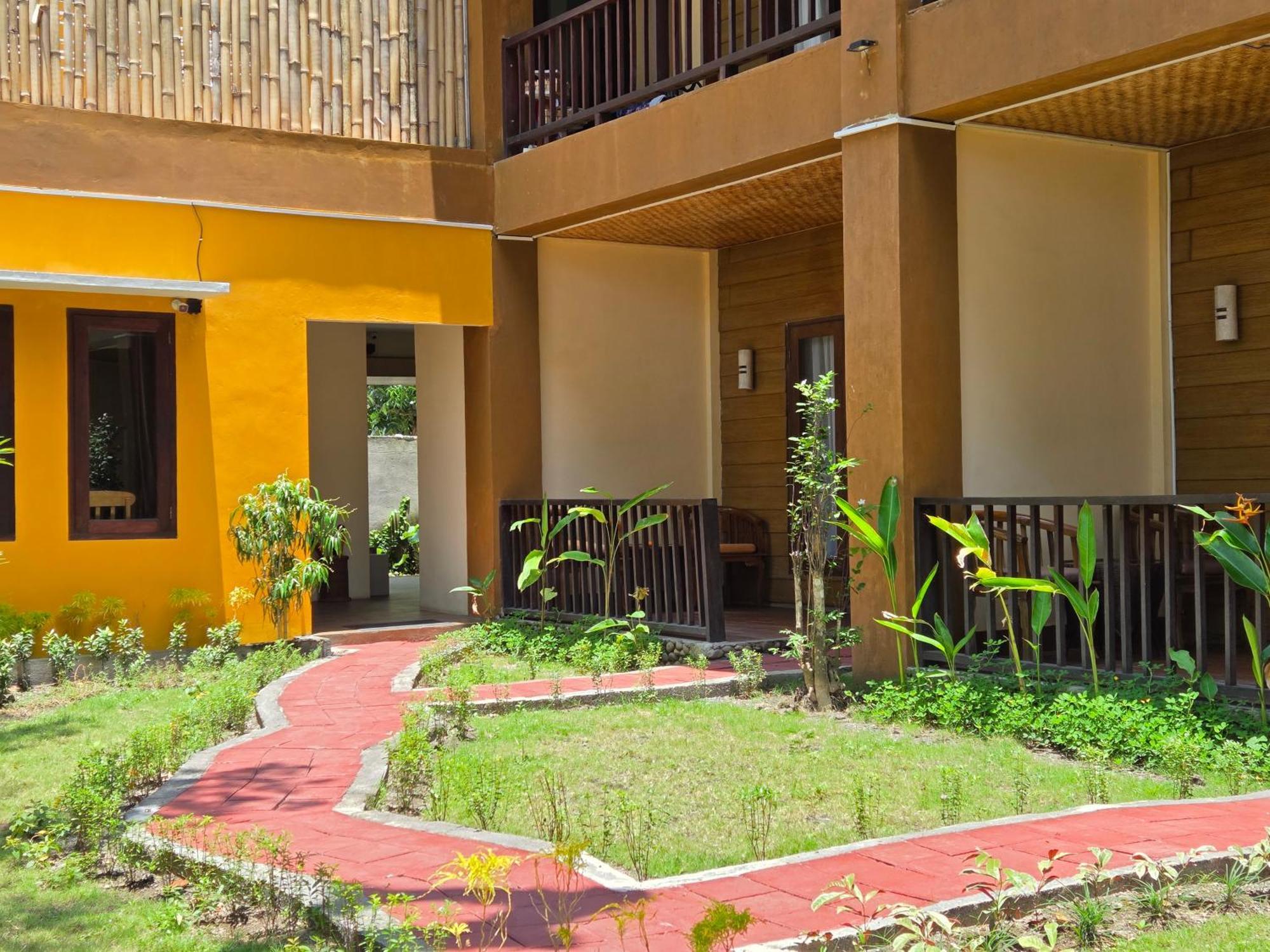 מלון Mangsit Sunsethouse Lombok מראה חיצוני תמונה