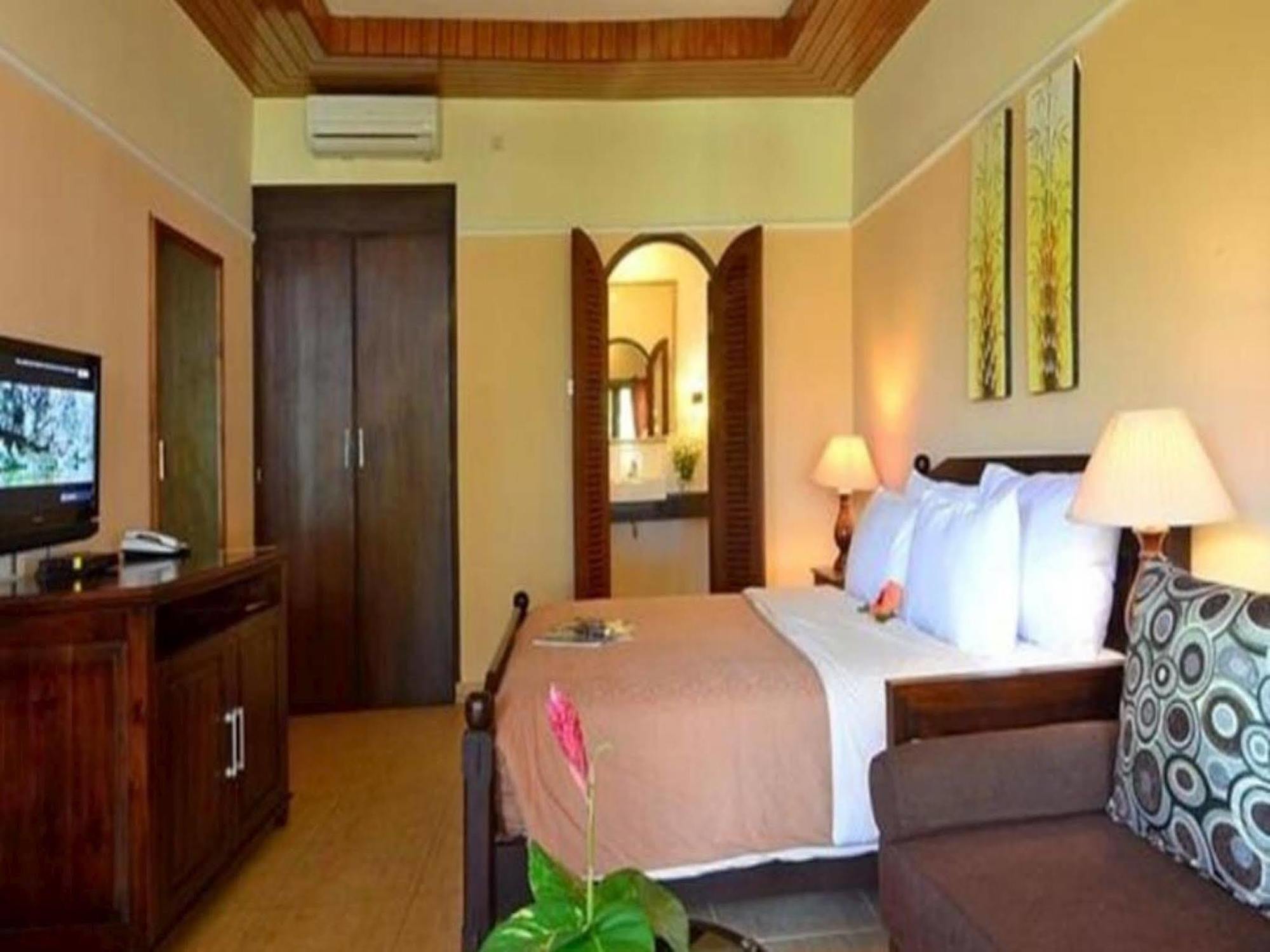 מלון Mangsit Sunsethouse Lombok מראה חיצוני תמונה
